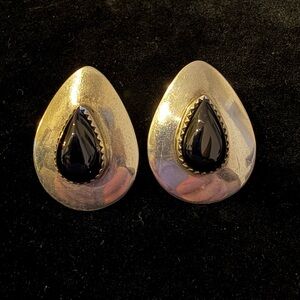 Elegant Silver and Black Teardrop Navajo Sterling silver earrings